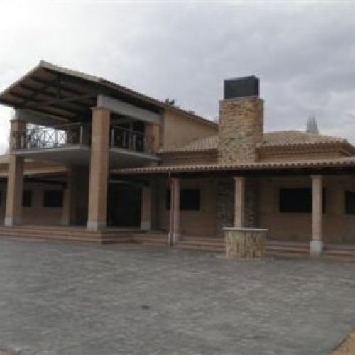 CHALET DE LUJO EN PELEAGONZALO